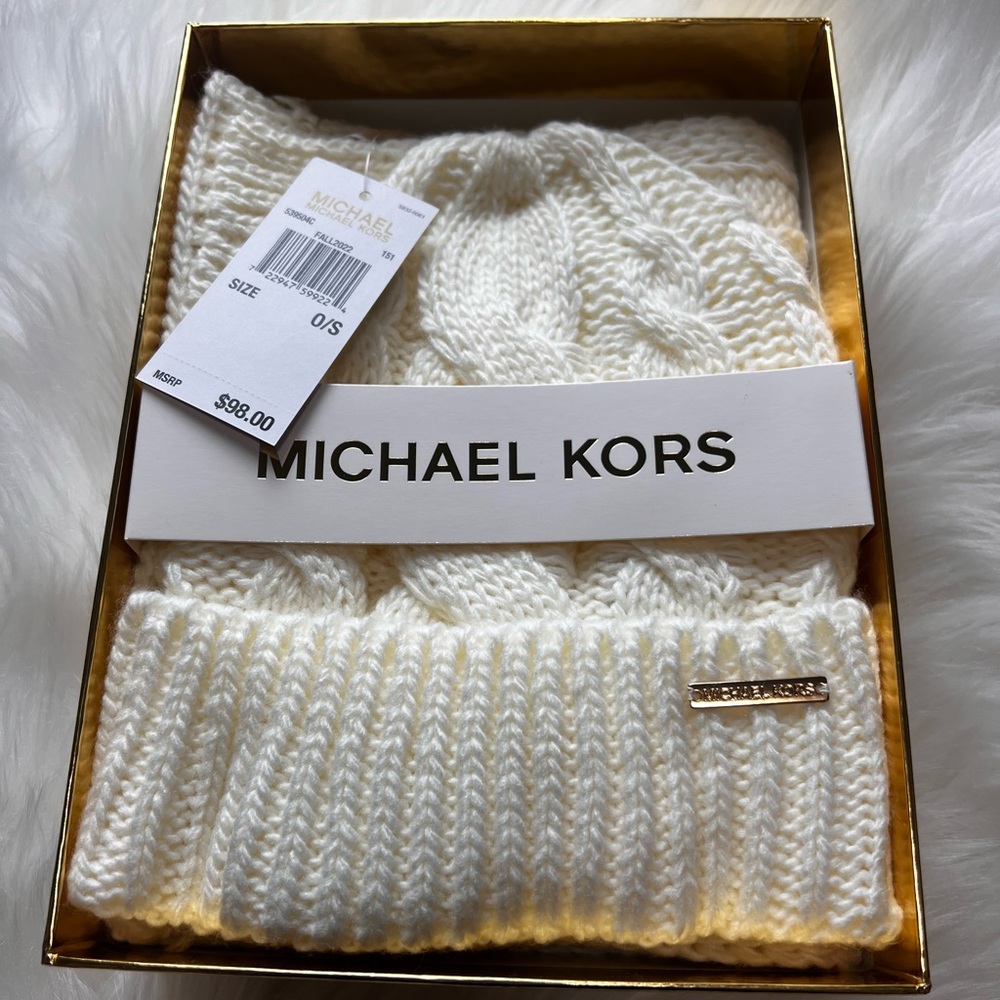 Michael Kors Scarf and Hat set.